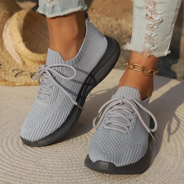 Mona Sneakers