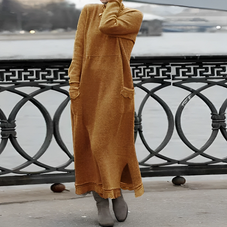 Anna Cozy Maxi Dress