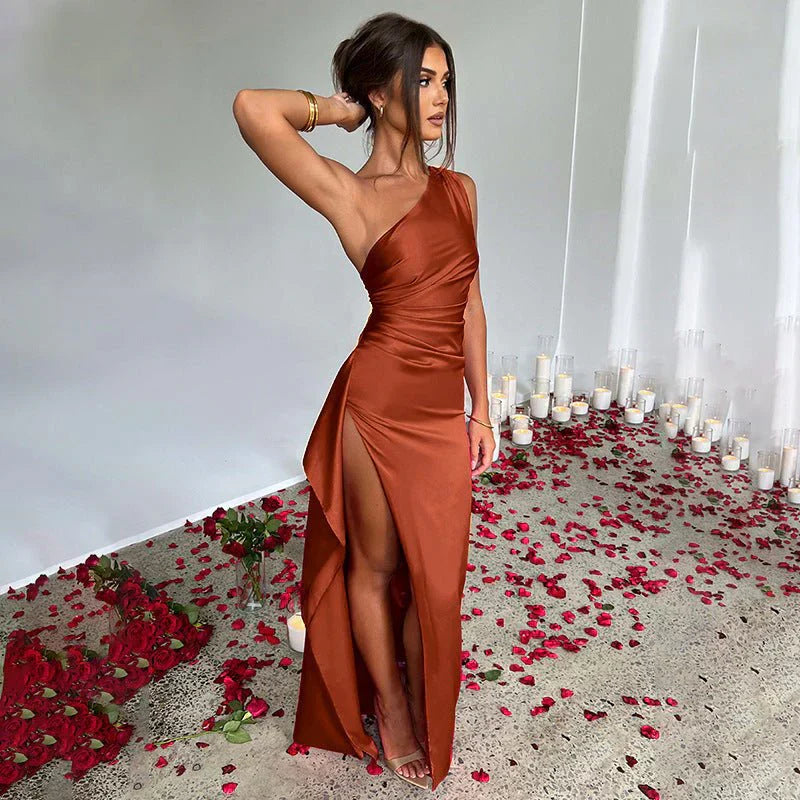 Raquel Elegant Maxi Dress